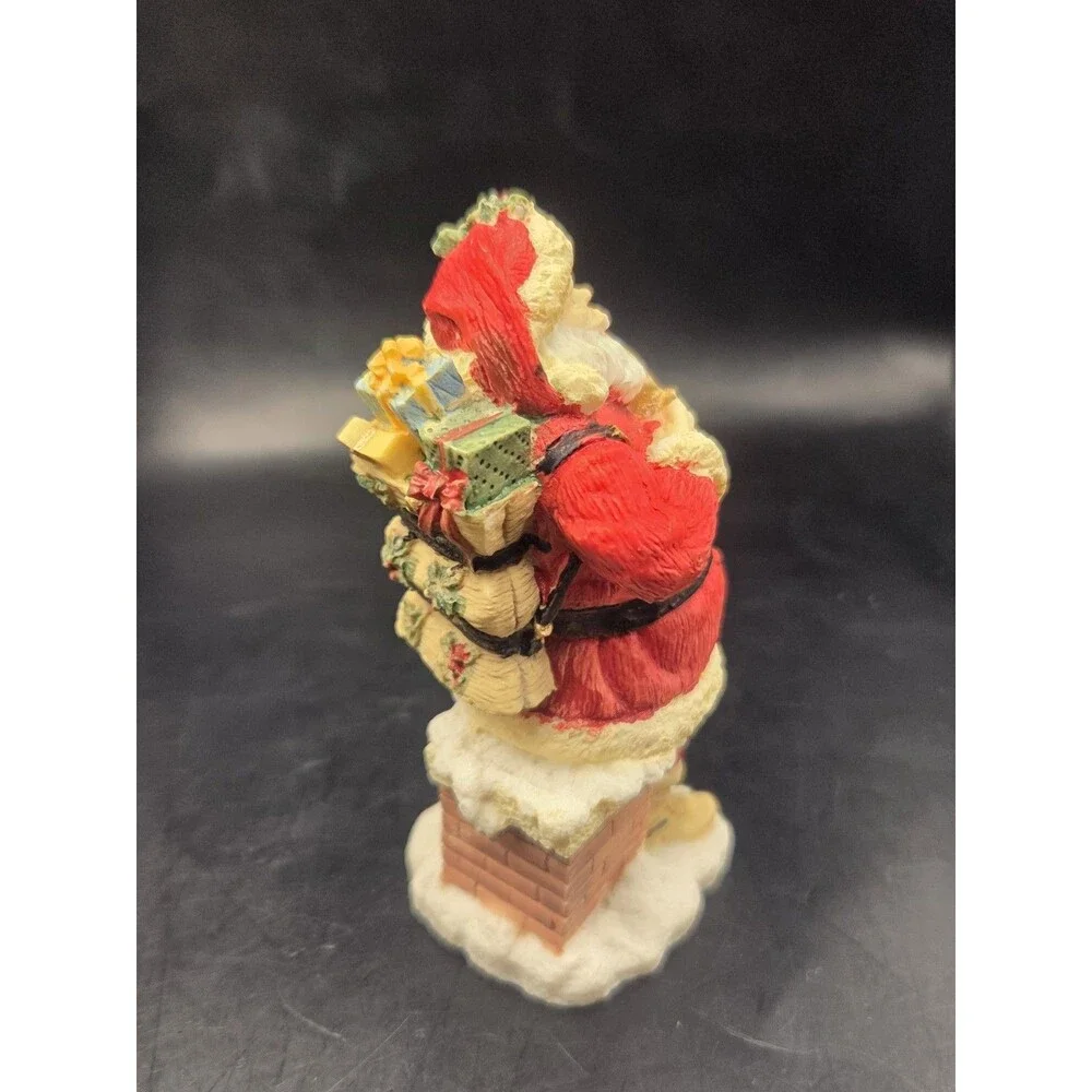 Vintage The International Santa Claus Collection United States Figurine